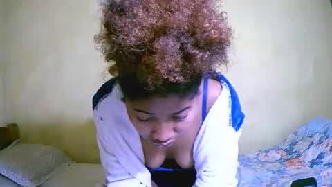 bellaena online show from October 2025 12:10:01 AM