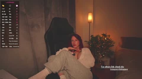 BellaGiaxx online show from January 2025 04:02:01 PM