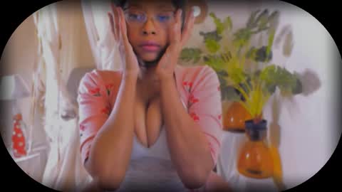 Snapshot of bellahproudly chatting on October 2025 07:09:01 AM Bellah online show from October 2025 07:09:01 AM