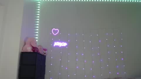 Bella Monroe online show from December 2024 09:17:02 AM