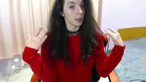 bellaqueen0701 online show from February 2025 03:54:02 PM