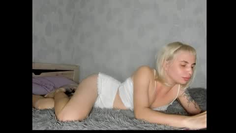 Bella Seen online show from October 2025 06:50:01 PM