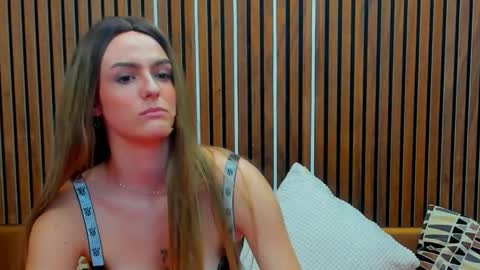 Snapshot of bellaskyex chatting on October 2025 11:00:02 AM BellaSkyex online show from October 2025 11:00:02 AM