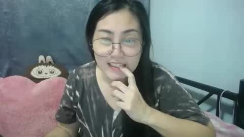 Snapshot of bellbabe chatting on November 2025 02:50:01 PM Bella online show from November 2025 02:50:01 PM