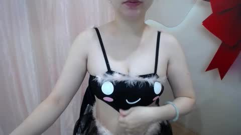 Snapshot of belly18only chatting on November 2025 01:29:01 AM Belly online show from November 2025 01:29:01 AM