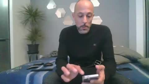 Snapshot of benbare13 chatting on January 2025 06:55:02 PM benbare13 online show from January 2025 06:55:02 PM