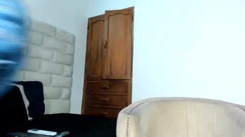    online show from October 2025 09:13:02 PM