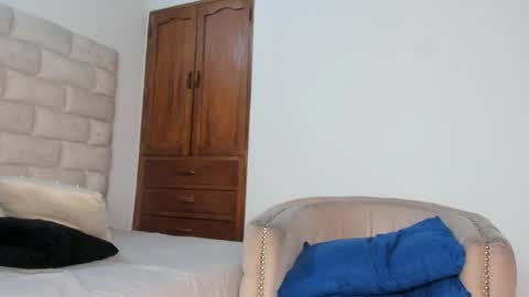    online show from October 2025 03:16:02 AM