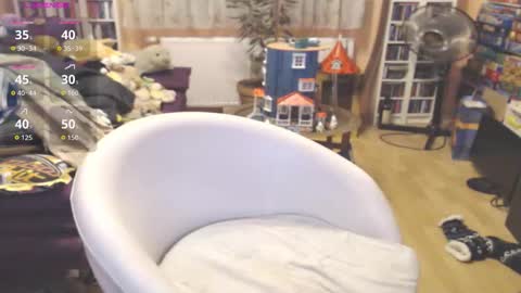 Snapshot of benijamin chatting on October 2025 08:57:02 AM benijamin online show from October 2025 08:57:02 AM