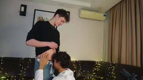 Snapshot of benjamin_ar chatting on December 2025 11:27:02 AM benjamin_ar online show from December 2025 11:27:02 AM