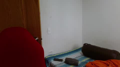 Snapshot of benjamin_isaac chatting on October 2025 12:06:01 PM benjamin_isaac online show from October 2025 12:06:01 PM