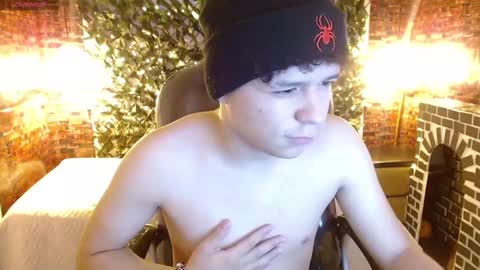 BENJAMIN online show from December 2024 10:41:02 PM