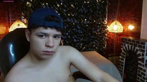 BENJAMIN online show from December 2024 10:41:01 PM