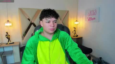 BENJAMIN online show from September 2025 08:01:02 PM