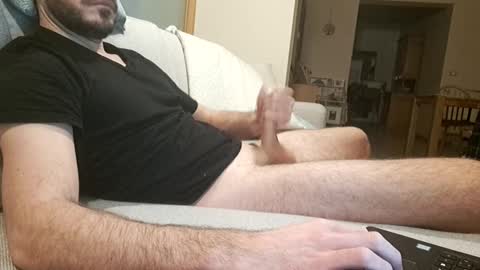 Snapshot of benoitgmx12 chatting on February 2025 07:52:02 PM benoitgmx12 online show from February 2025 07:52:02 PM