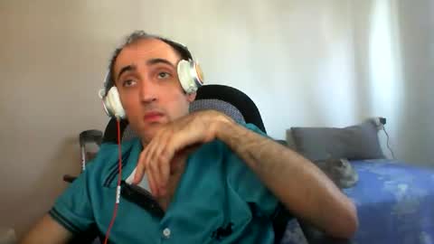 Snapshot of bentish chatting on October 2025 07:17:01 AM bentish online show from October 2025 07:17:01 AM