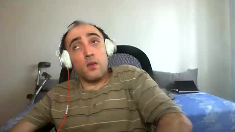 Snapshot of bentish chatting on October 2025 09:51:01 AM bentish online show from October 2025 09:51:01 AM