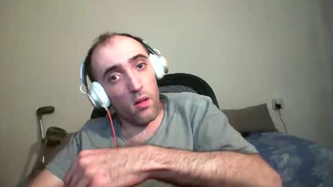 Snapshot of bentish chatting on October 2025 04:08:01 PM bentish online show from October 2025 04:08:01 PM