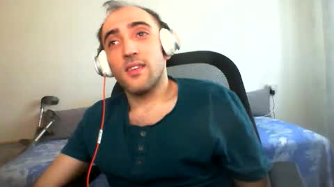 Snapshot of bentish chatting on October 2025 08:51:01 AM bentish online show from October 2025 08:51:01 AM