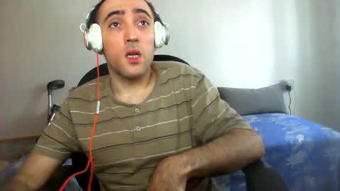 Snapshot of bentish chatting on October 2025 07:54:01 AM bentish online show from October 2025 07:54:01 AM