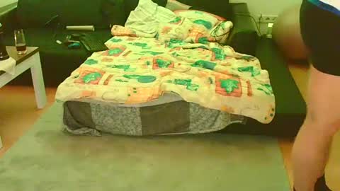 Snapshot of benutzmich0800 chatting on December 2024 08:38:02 PM Benutzmich0800 online show from December 2024 08:38:02 PM