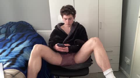 Snapshot of benwardle123 chatting on March 2025 07:57:01 AM READ MY BIO --- --- READ MY BIO online show from March 2025 07:57:01 AM