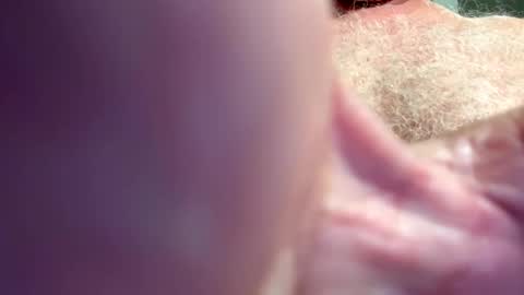 Snapshot of benz10001 chatting on October 2025 05:35:02 PM benz10001 online show from October 2025 05:35:02 PM