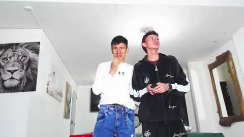 Snapshot of benz_boys chatting on October 2025 12:08:02 PM benz boys online show from October 2025 12:08:02 PM