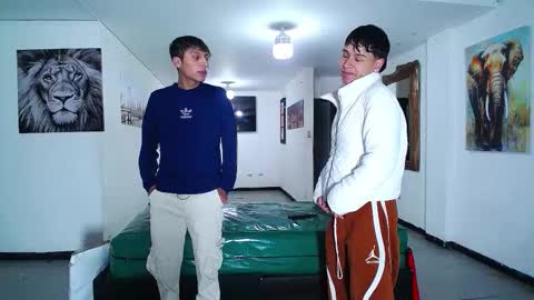 Snapshot of benz_boys chatting on October 2025 11:47:01 AM benz boys online show from October 2025 11:47:01 AM