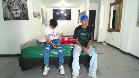 Snapshot of benz_boys chatting on November 2025 11:56:01 AM benz boys online show from November 2025 11:56:01 AM