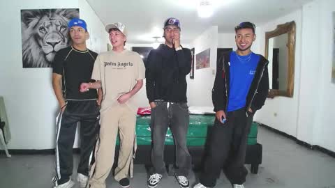 Snapshot of benz_boys chatting on November 2025 11:42:02 AM benz boys online show from November 2025 11:42:02 AM