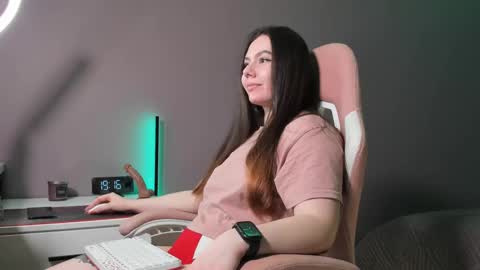 BeriesNiks online show from February 2025 12:13:02 PM