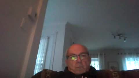 bernard1102 online show from October 2025 11:20:02 AM