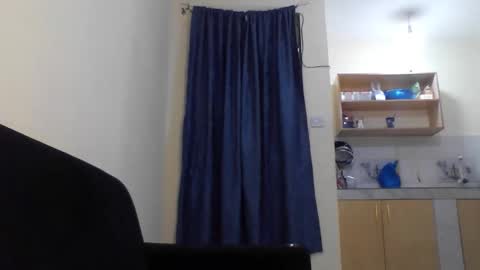 Snapshot of berry_twinkle chatting on October 2025 05:08:02 AM Trizar online show from October 2025 05:08:02 AM