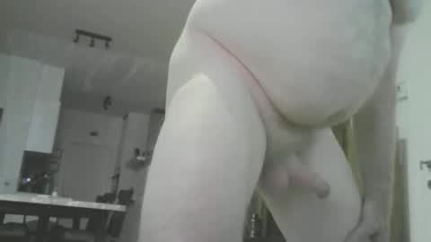 bertr54 online show from September 2025 08:00:02 PM