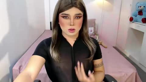 Snapshot of bestgirljulia chatting on October 2025 02:56:01 AM bestgirljulia online show from October 2025 02:56:01 AM