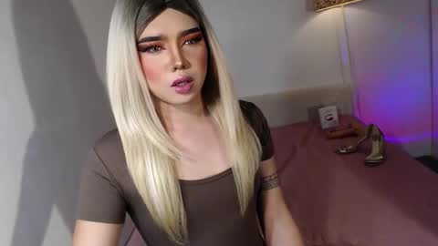 Snapshot of bestgirljulia chatting on October 2025 02:14:02 AM bestgirljulia online show from October 2025 02:14:02 AM