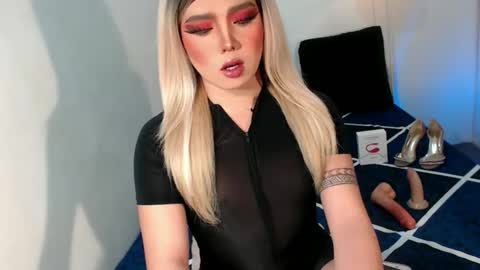 Snapshot of bestgirljulia chatting on November 2025 12:10:01 AM bestgirljulia online show from November 2025 12:10:01 AM