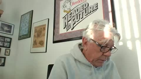 bestshot1951 online show from December 2024 12:57:02 PM