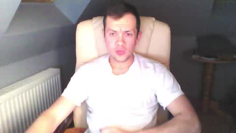 Snapshot of bestworld_ chatting on November 2025 05:15:02 PM bestworld_ online show from November 2025 05:15:02 PM