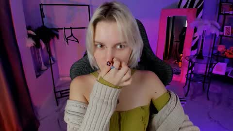 Snapshot of bethanycloud chatting on November 2025 03:05:01 AM Bethany online show from November 2025 03:05:01 AM