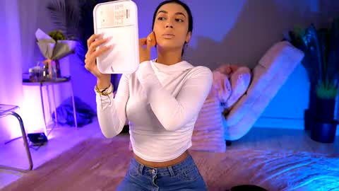 Snapshot of betsygonzale chatting on September 2025 04:05:02 AM Betty online show from September 2025 04:05:02 AM