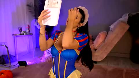 Snapshot of betsygonzale chatting on October 2025 05:08:01 AM Betty online show from October 2025 05:08:01 AM