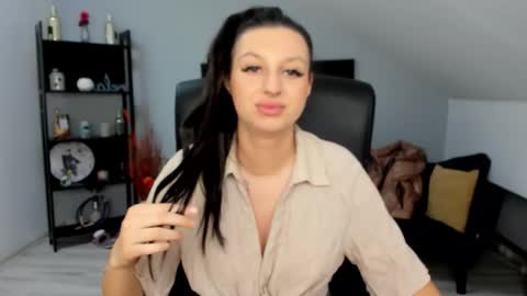 Snapshot of bettyjamess chatting on November 2025 05:07:02 AM bettyjamess online show from November 2025 05:07:02 AM