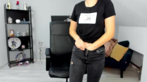 Snapshot of bettyjamess chatting on November 2025 04:55:02 AM bettyjamess online show from November 2025 04:55:02 AM