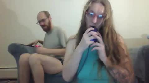 Snapshot of bettysboxxx chatting on November 2025 03:37:02 AM bettysboxxx online show from November 2025 03:37:02 AM