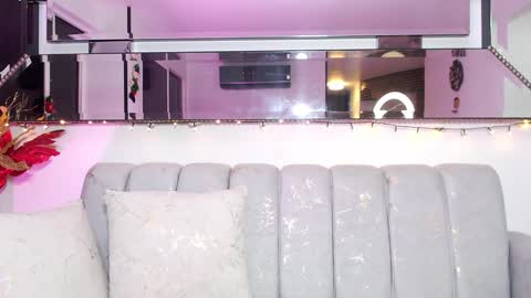 Nicolle Aviles online show from December 2024 05:56:02 AM