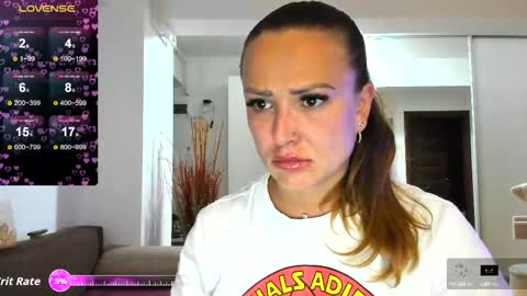   BeyonceDoll       Twitter DollBeyonce    online show from September 2025 04:19:02 PM