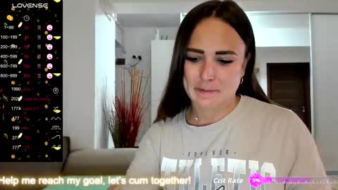   BeyonceDoll       Twitter DollBeyonce    online show from September 2025 06:13:01 PM