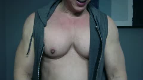 BGDKMUSCLEGUY - SELECTED BY CHATURBATE AS A TOP BROADCASTER FOR 2023 online show from March 2025 04:56:02 PM